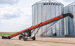 BATCO UCX4 1549 Diesel Conveyor